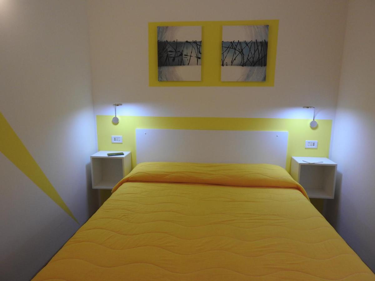 Piccolo Residence มัลเชซิเน ภายนอก รูปภาพ