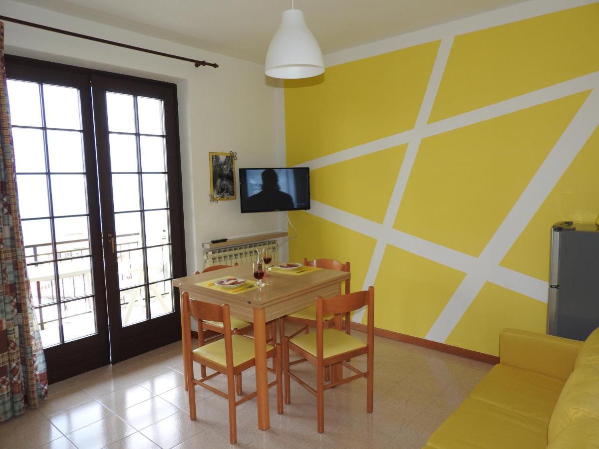Piccolo Residence มัลเชซิเน ภายนอก รูปภาพ